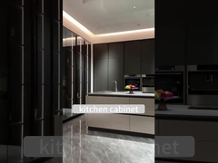 イタリアンデザインのキッチンキャビネット